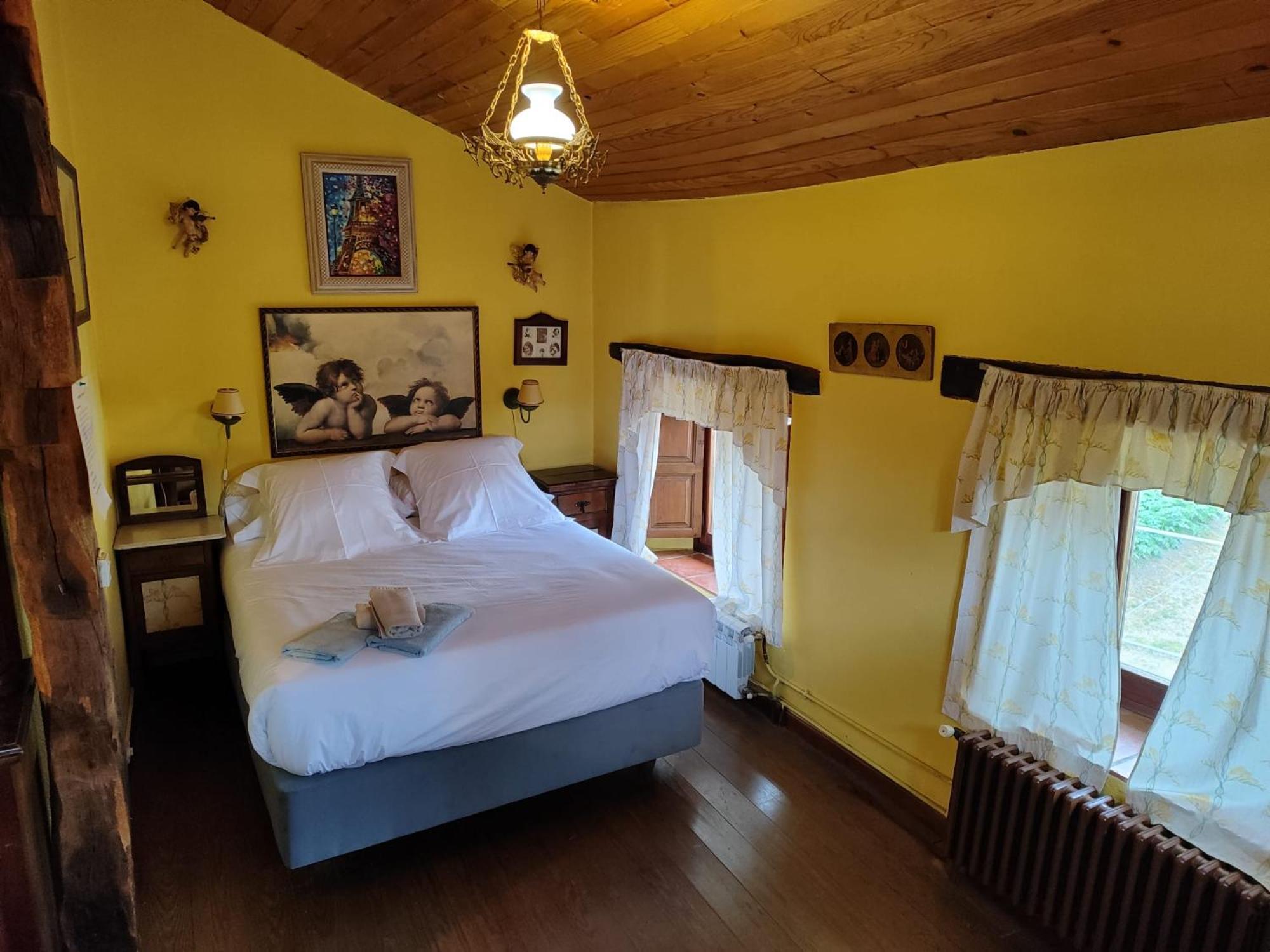 Гостевой дом Casa Simon Сервера-де-Писуэрга Экстерьер фото
